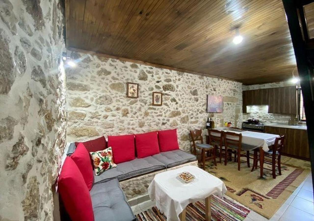 Nikos Traditional House Malathiros ภายนอก รูปภาพ